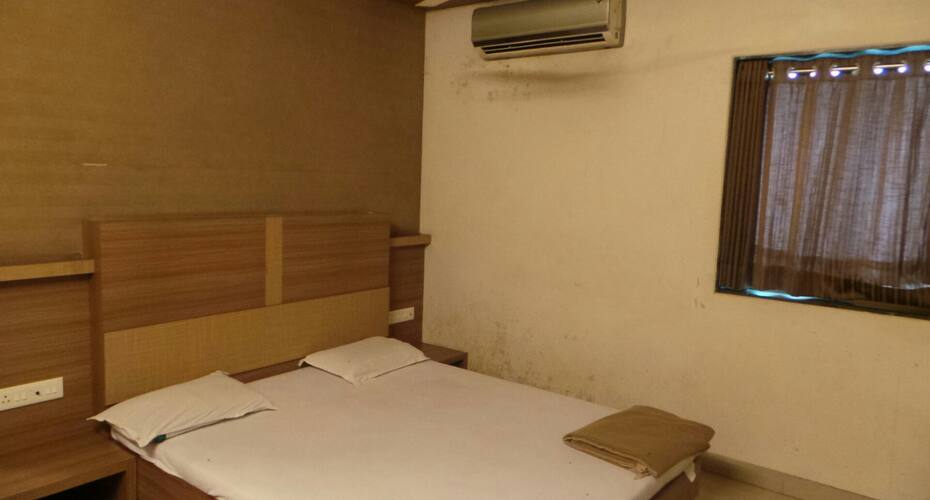 Hotel Utsav Bhiwandi, Thane 3